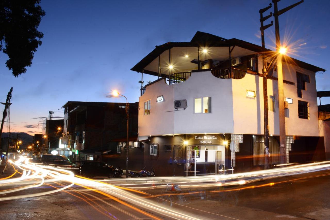 Hostal Casa Blanca Tarapoto Ngoại thất bức ảnh