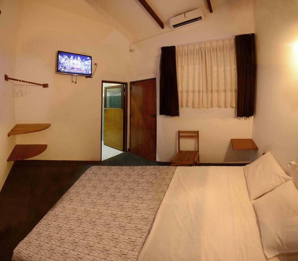 Hostal Casa Blanca Tarapoto Ngoại thất bức ảnh