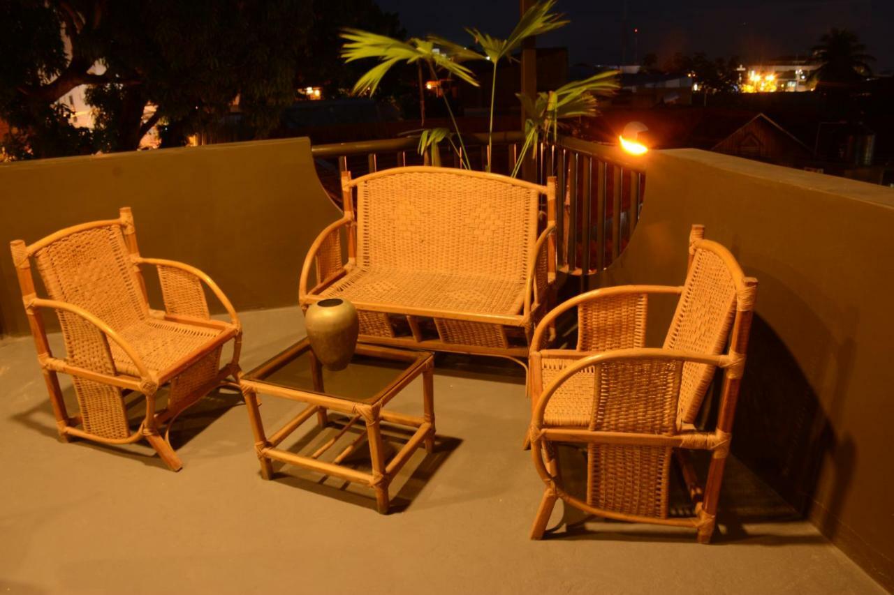 Hostal Casa Blanca Tarapoto Ngoại thất bức ảnh